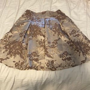 Womens RW&CO blush and gold skirt size 0
